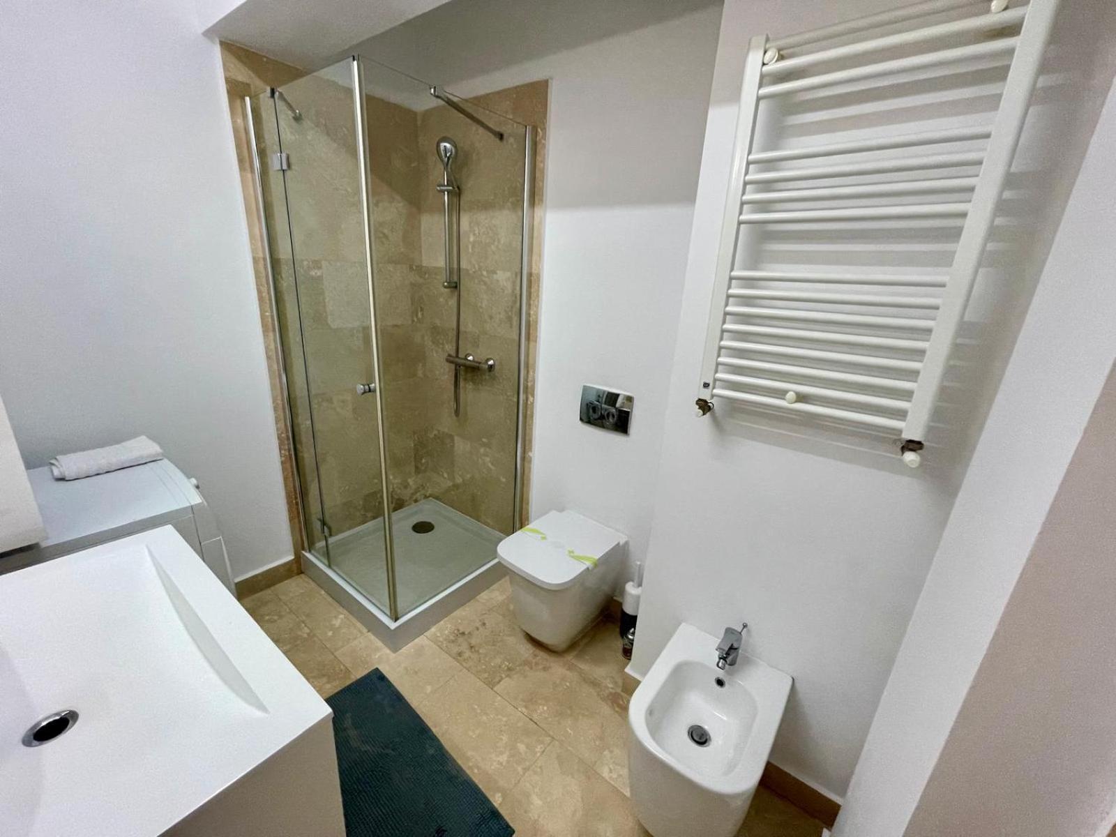 Yamaluxe Apartments - Between The Lakes - Close To Iulius Mall Cluj-Napoca Luaran gambar